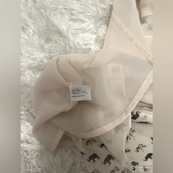 Club Monaco Silk Mini Skirt - Size 2 - Picture 2 of 3